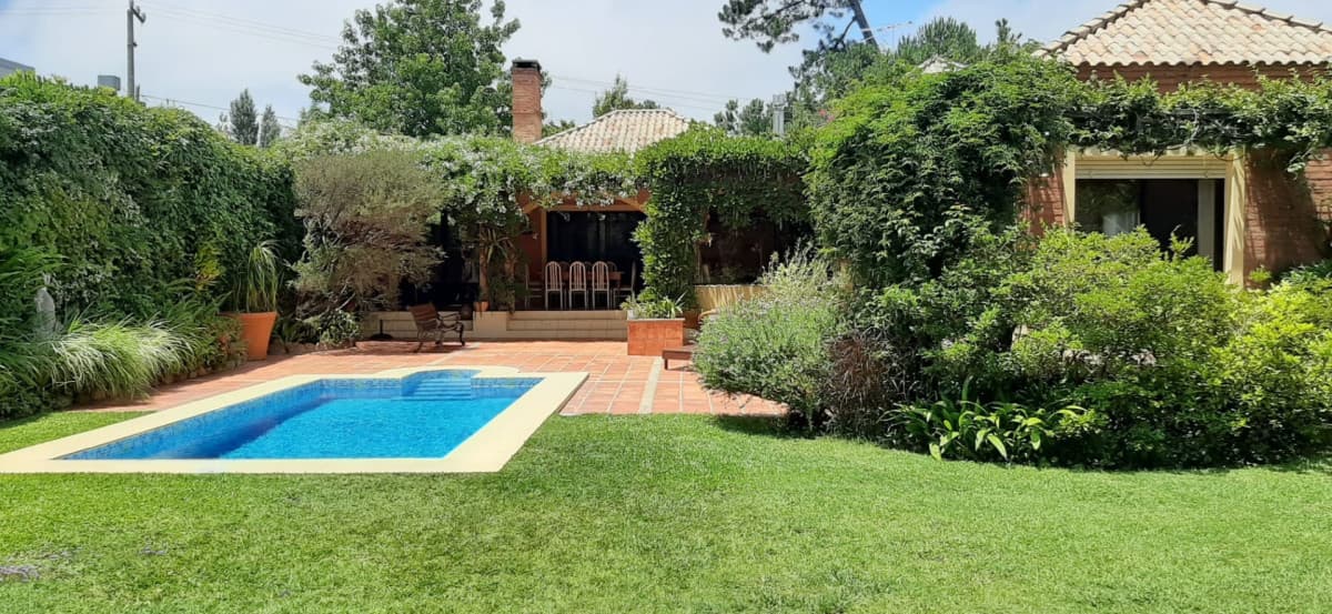Muy linda casa en alquiler, zona Pinares, Punta del Este