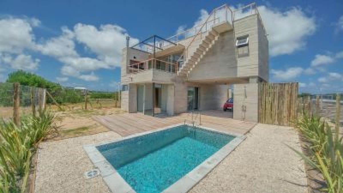 Casa en venta de 3 dormitorios frente al mar en La Juanita, Jose Ignacio