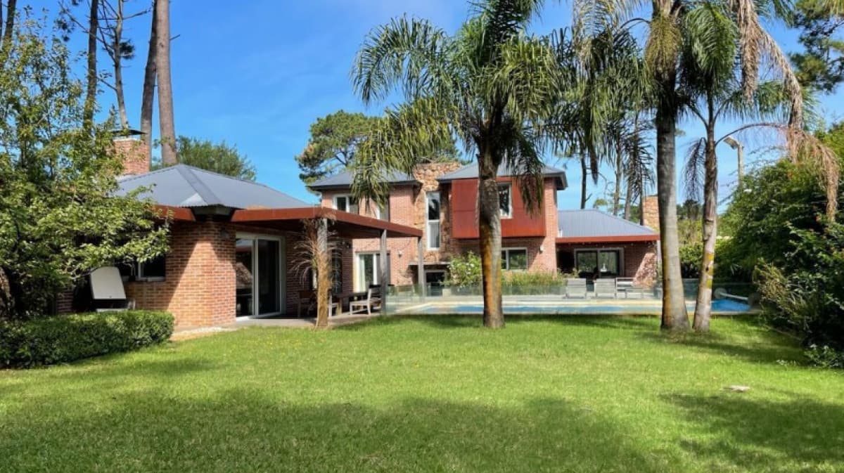 Casa en Lugano, Punta del Este
