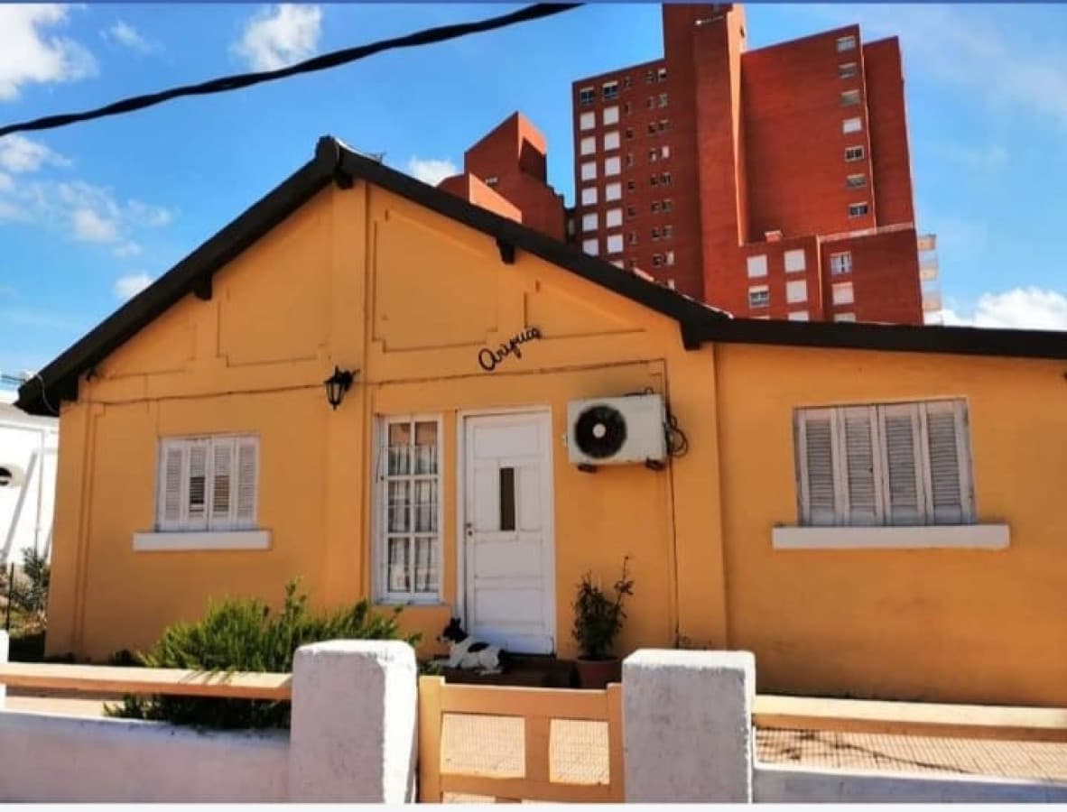 Venta Casa - 3 Dormitorios 2 baños - Piriapolis