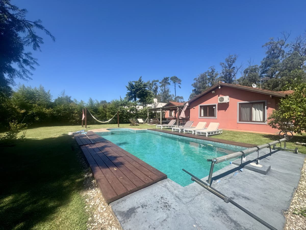 Venta. Casa. 4 dormitorios