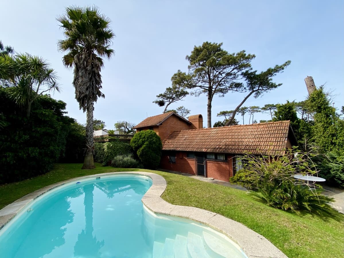 VENTA CASA PLAYA MANSA, 4 DORMITORIOS