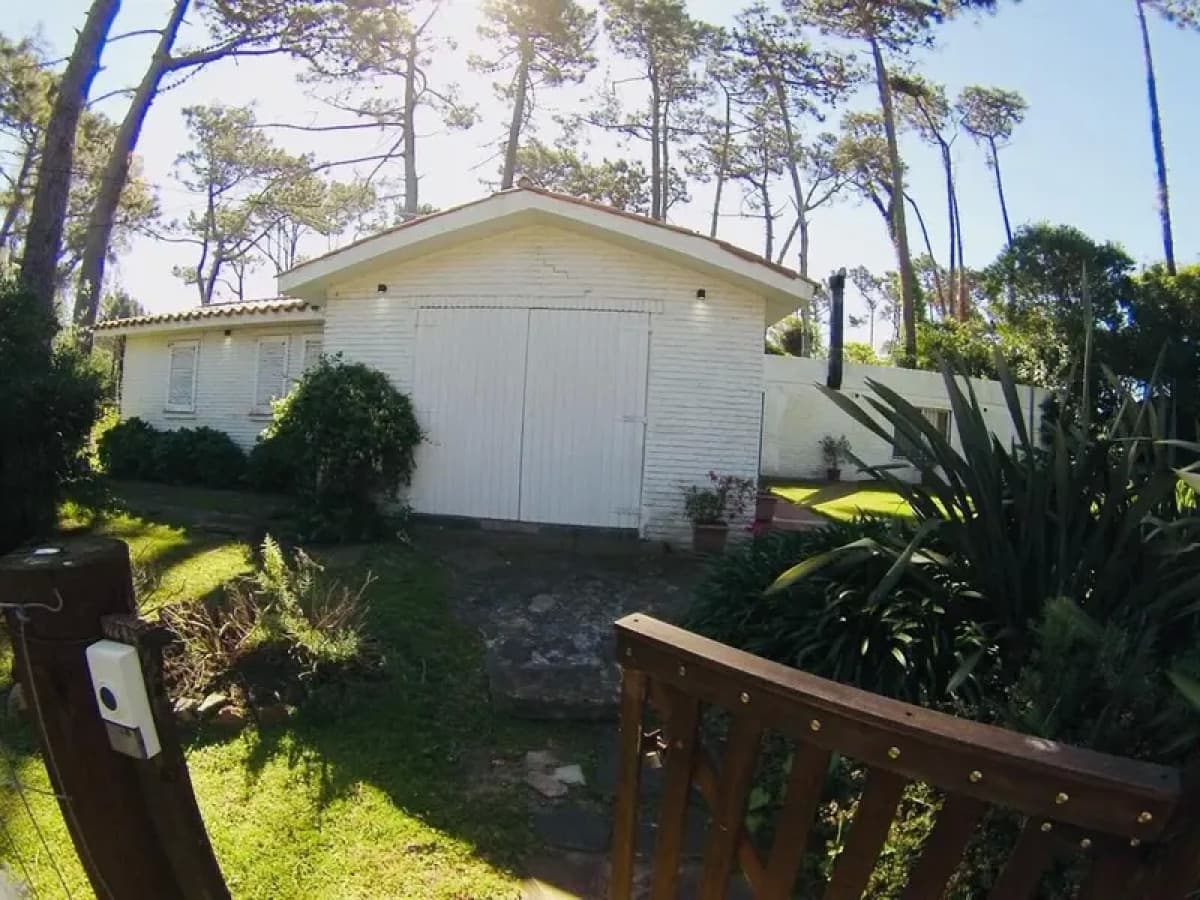 Muy linda casa a solo 200 mtrs. del mar!