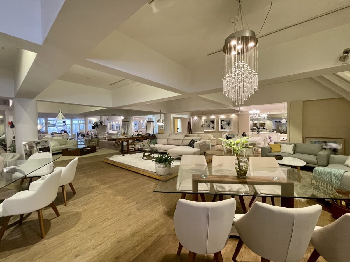 Hermoso local en Punta del Este