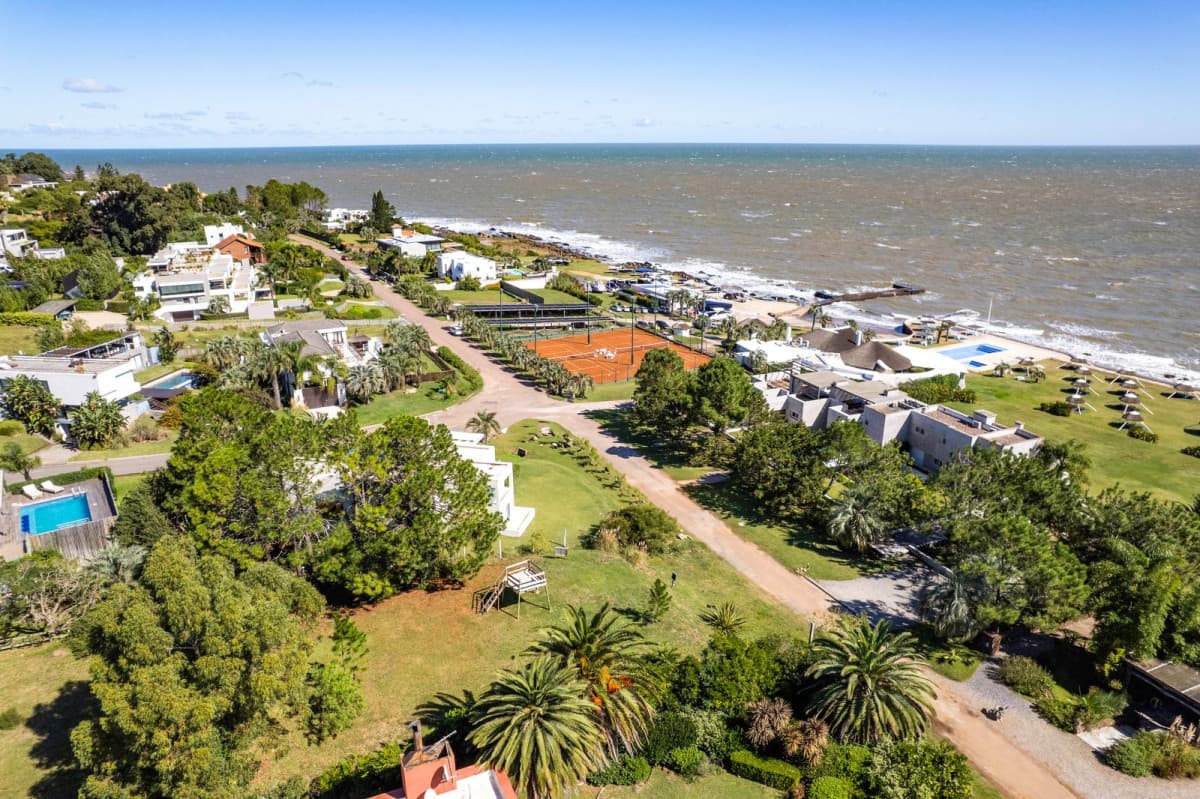 Venta terreno en Punta Ballena -
